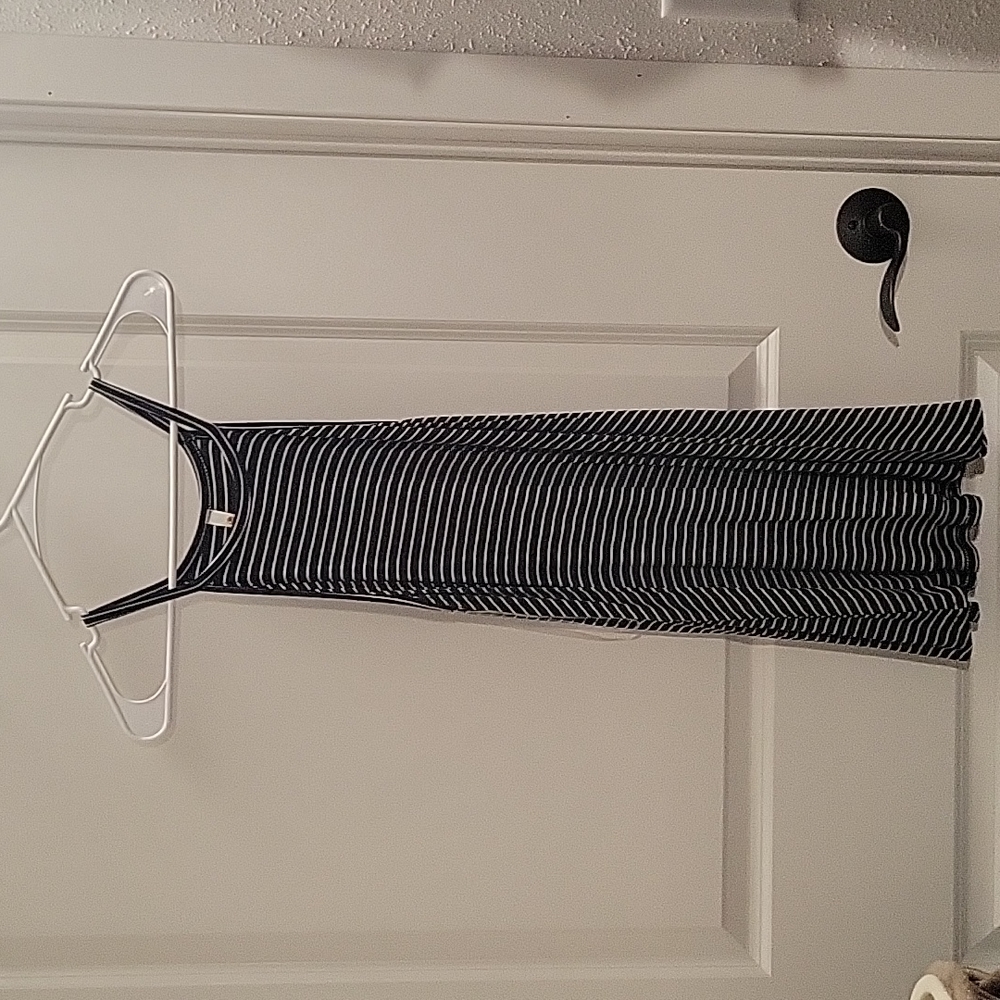 Black and white tank top